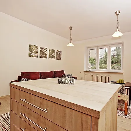 Apartament Unique House * 格丁尼亚